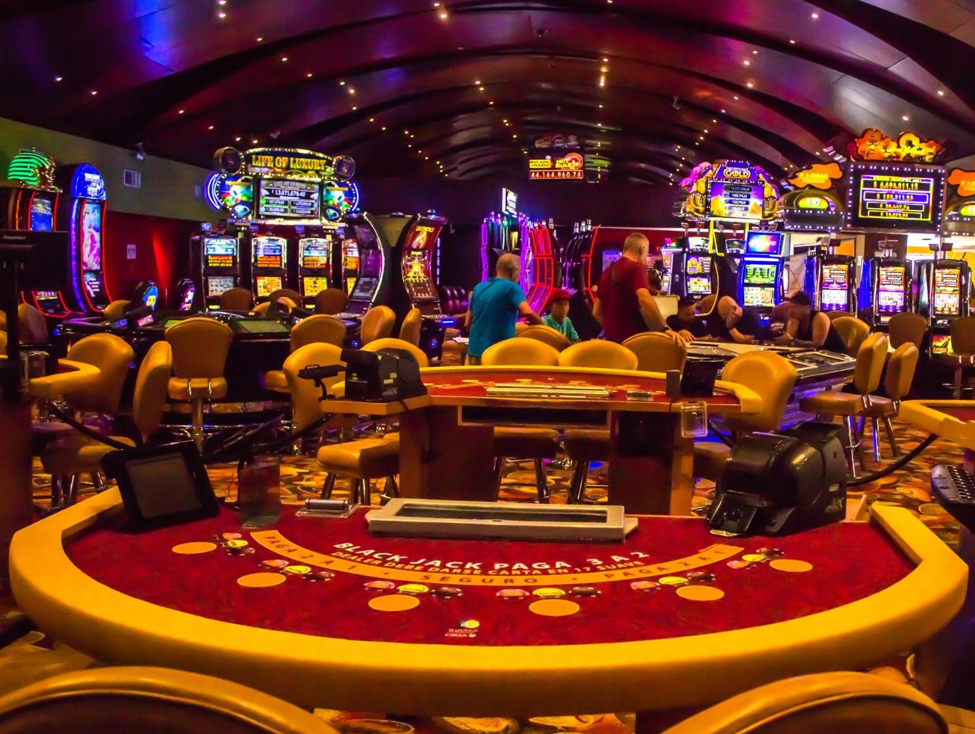 Hotel Almirante Cartagena Colombia Ngoại thất bức ảnh Casino Slots