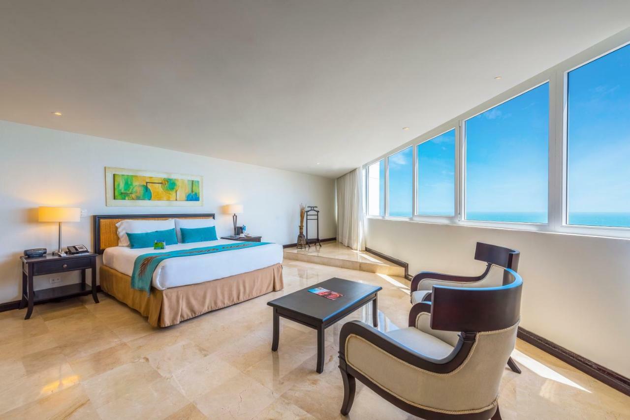 Hotel Almirante Cartagena Colombia Ngoại thất bức ảnh Suite at the hotel